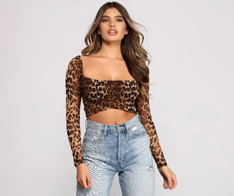 Weekend Deals to Make You Happy Leopard Print Tie Back Crop Top