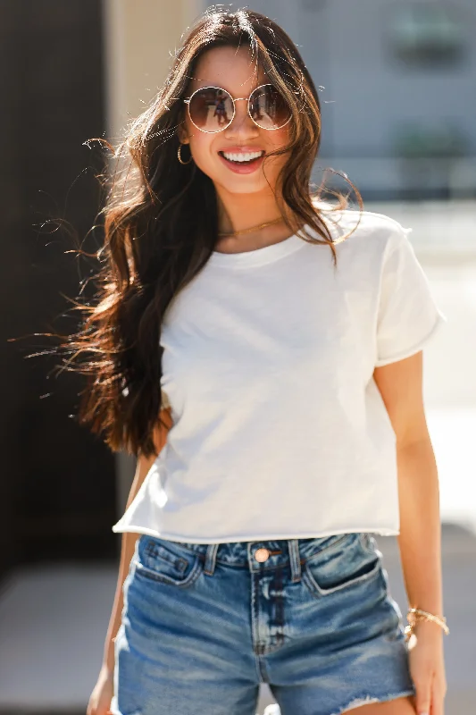 Weekend Deals That Sparkle Lizzie White Cropped Tee - DU DEAL