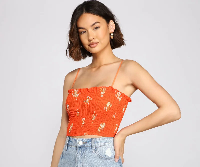 Weekend Specials to Grab Stylish And Smocked Crop Top