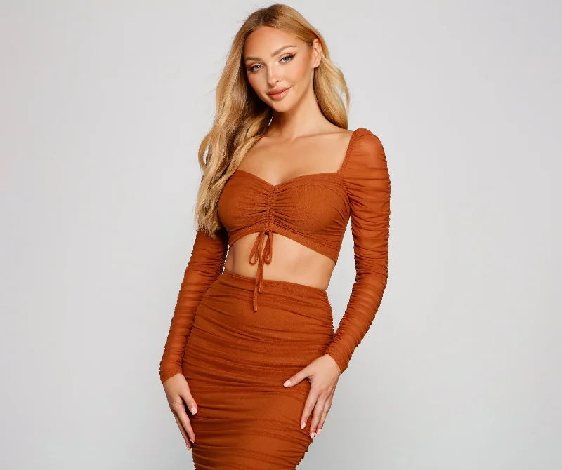 Weekend Offers You Can't Ignore Moment For Mesh Ruched Crop Top