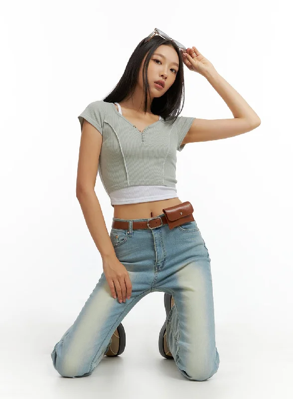 Weekend Specials to Savor V-Neck Buttoned Crop Top IL409