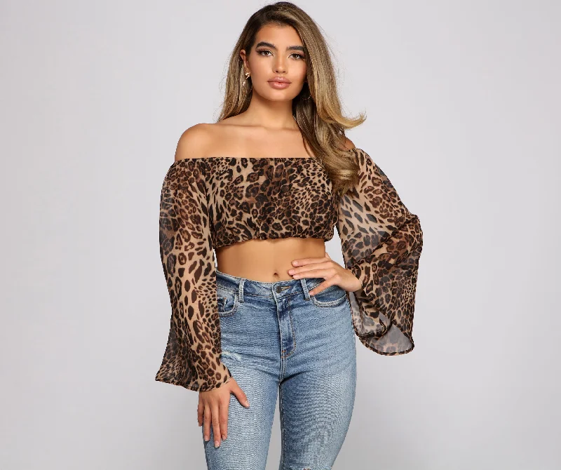 Exclusive Weekend Offers Inside Purrfect Style Chiffon Crop Top