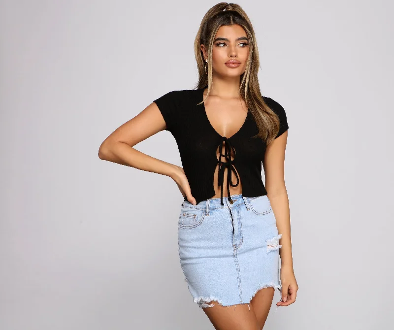 Weekend Bargains to Sizzle So Cheeky Ribbed Knit Tie Front Top