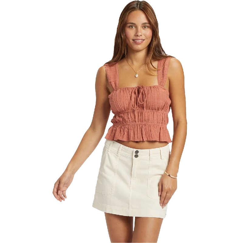 Weekend Discounts to Indulge In Women's Sunset Mist Tank