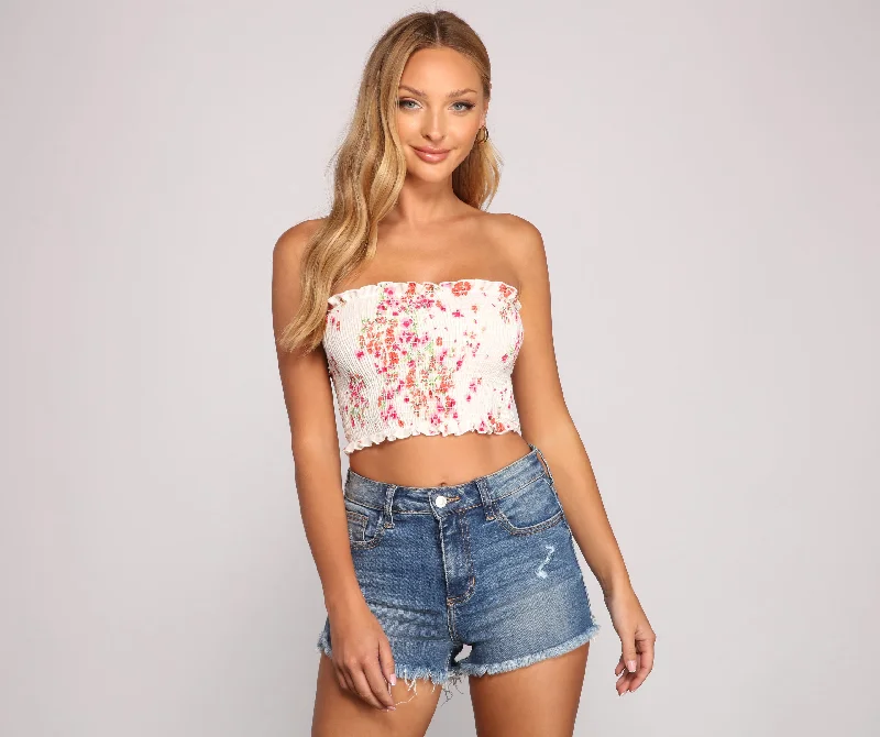 Weekend Discounts to Snag Caught In A Floral Gauze Smock Top