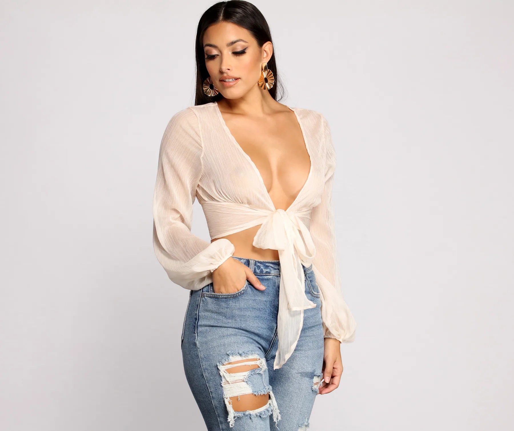 Weekend Shopping Extravaganza So Chic Tie Front Long Sleeve Crop Top
