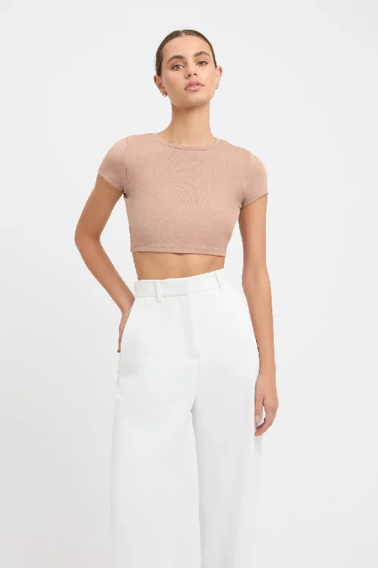 Weekend Deals to Make You Smile Alana Crop