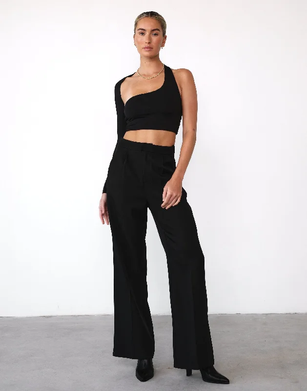 Shop the Weekend Away Ryleigh Crop Top (Black)