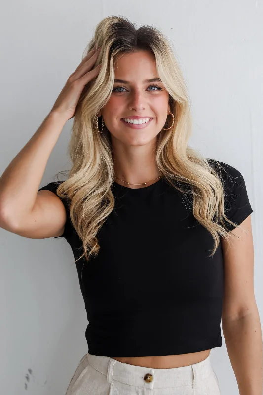 Weekend Specials to Grab Madi Everyday Cropped Tee - DU DEAL