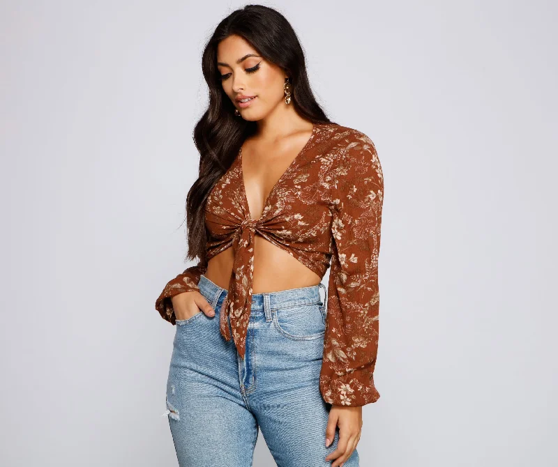 Weekend Offers That Sizzle Caught In A Floral Gaze Crop Top