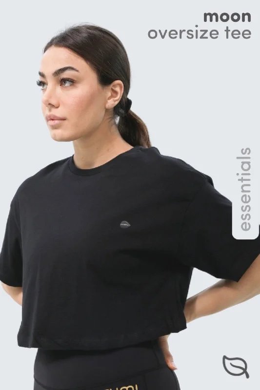 Weekend Bargains to Love W Moon Tee Oversized Cropped - Black