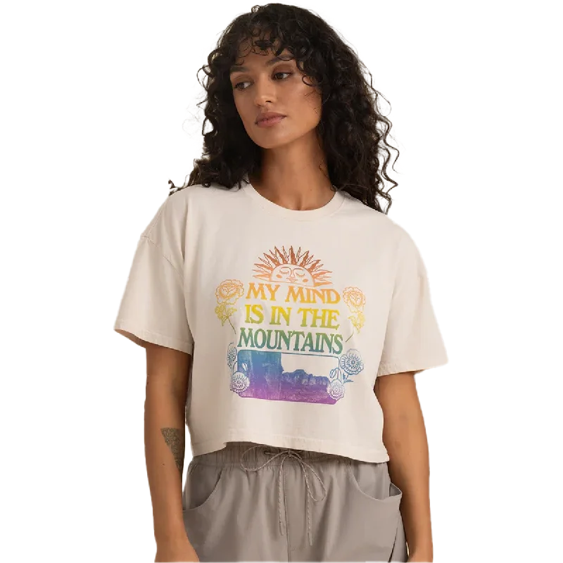 Weekend Bargains Galore Women Mountian Cropped Boxy Tee