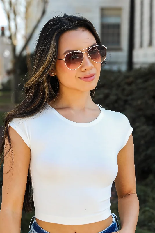 Exclusive Weekend Offers Inside Easy Essential Cropped Tee