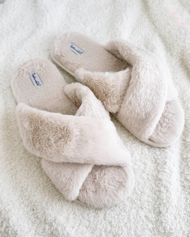 Mega Discount Ivory Criss Cross Slipper