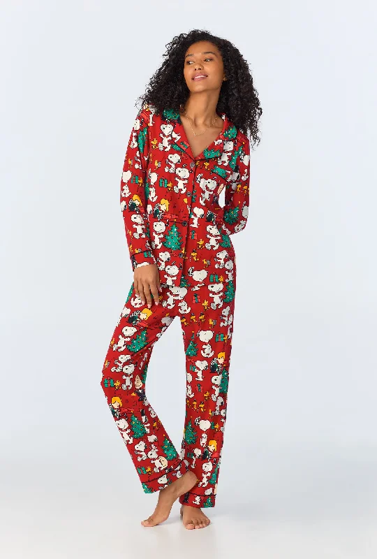 Weekend Savings Bonanza Peanuts® Festive Fun Long Sleeve Classic Stretch Jersey PJ Set Weekend Savings Bonanza Peanuts® Festive Fun Long Sleeve Classic Stretch Jersey PJ Set