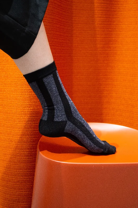 Weekend Discounts Worth Grabbing Glitter Thick Stripe Socks Black