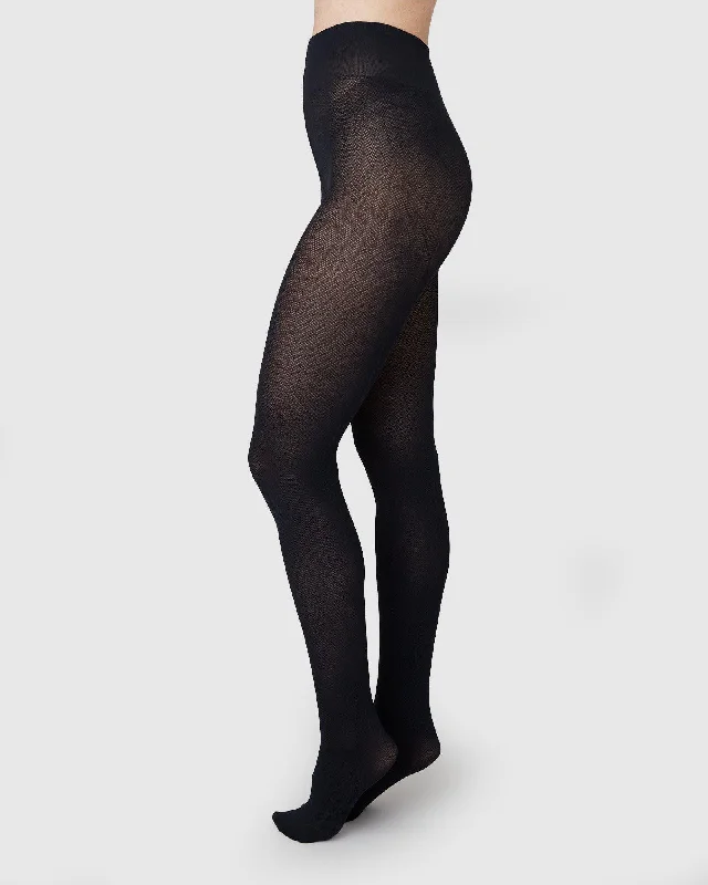 Weekend Savings Fiesta Nina Fishbone Tights