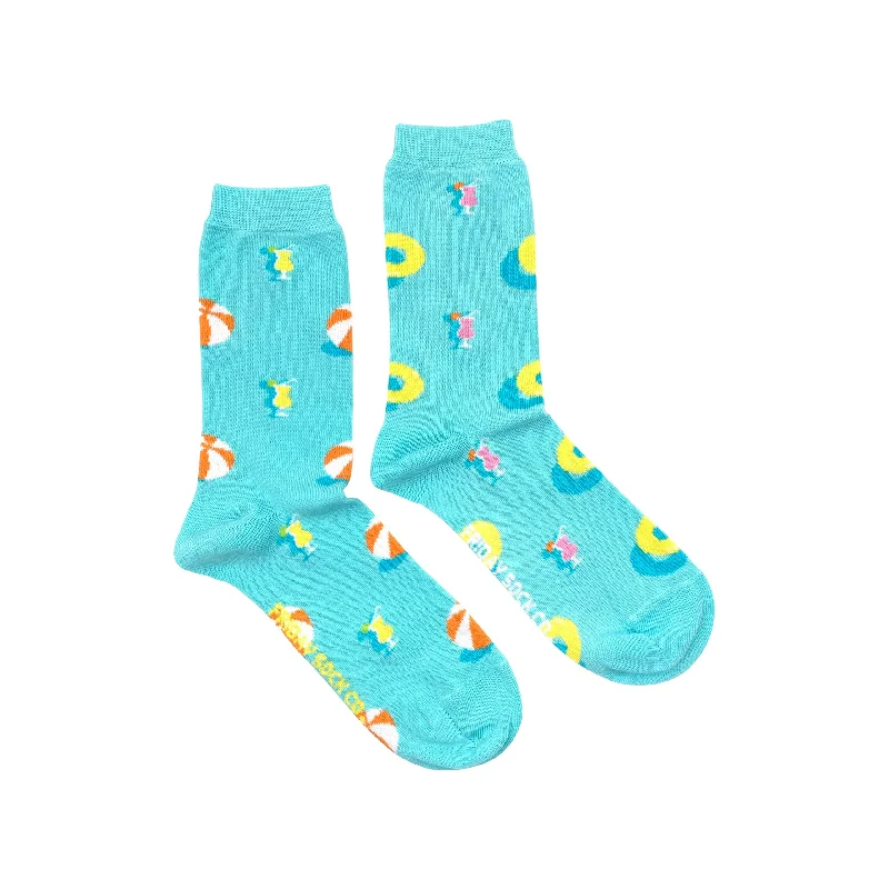 Weekend Discounts to Celebrate Pool Party Mismatched Socks