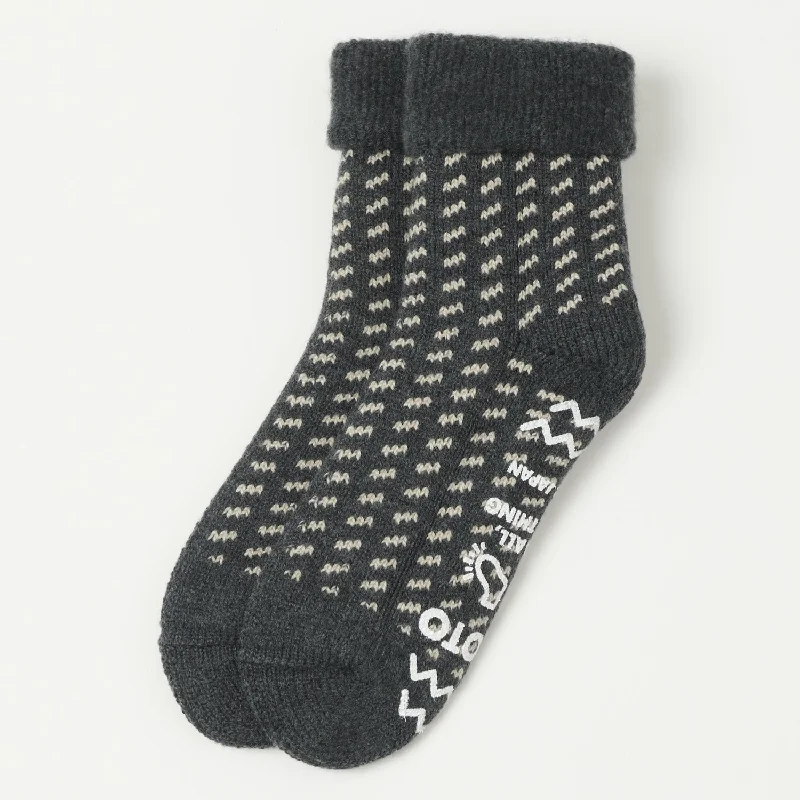 Weekend Bargains to Enjoy RoToTo Bird's Eye Comfy Room Sock - Charcoal