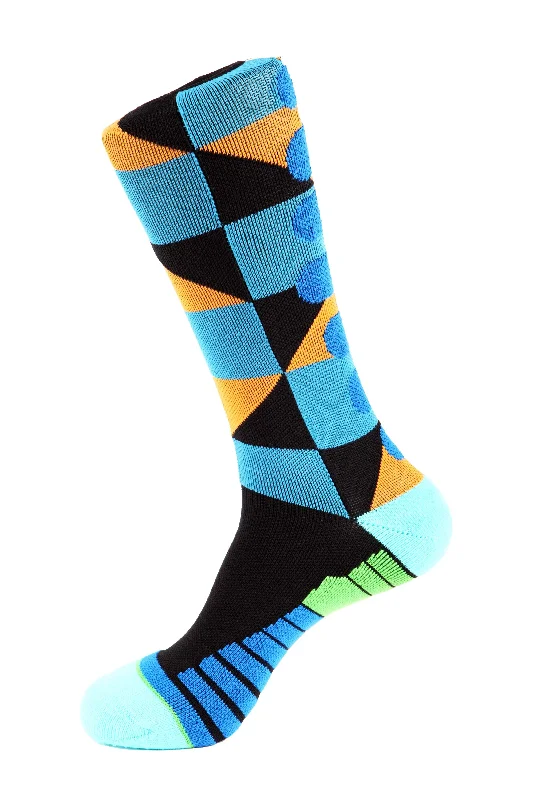 Weekend Discounts to Celebrate Chechker Athletic Socks