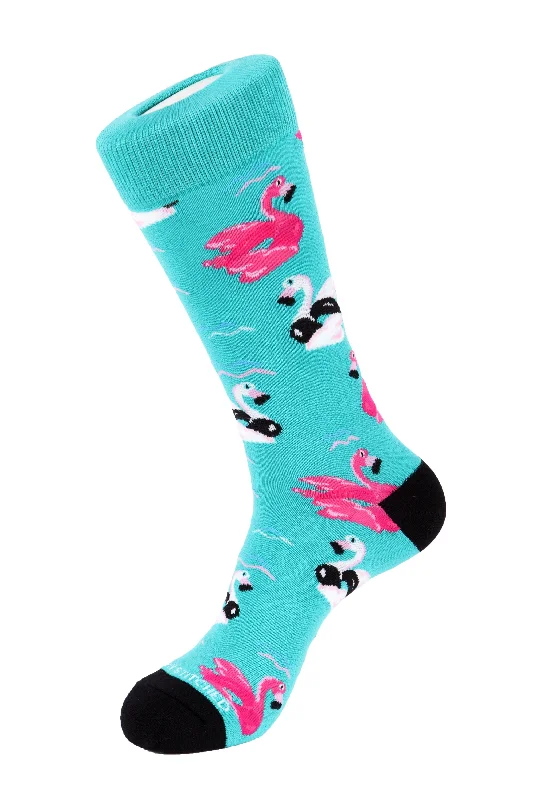 Unwind with Weekend Discounts FLAMINGO FLOATY